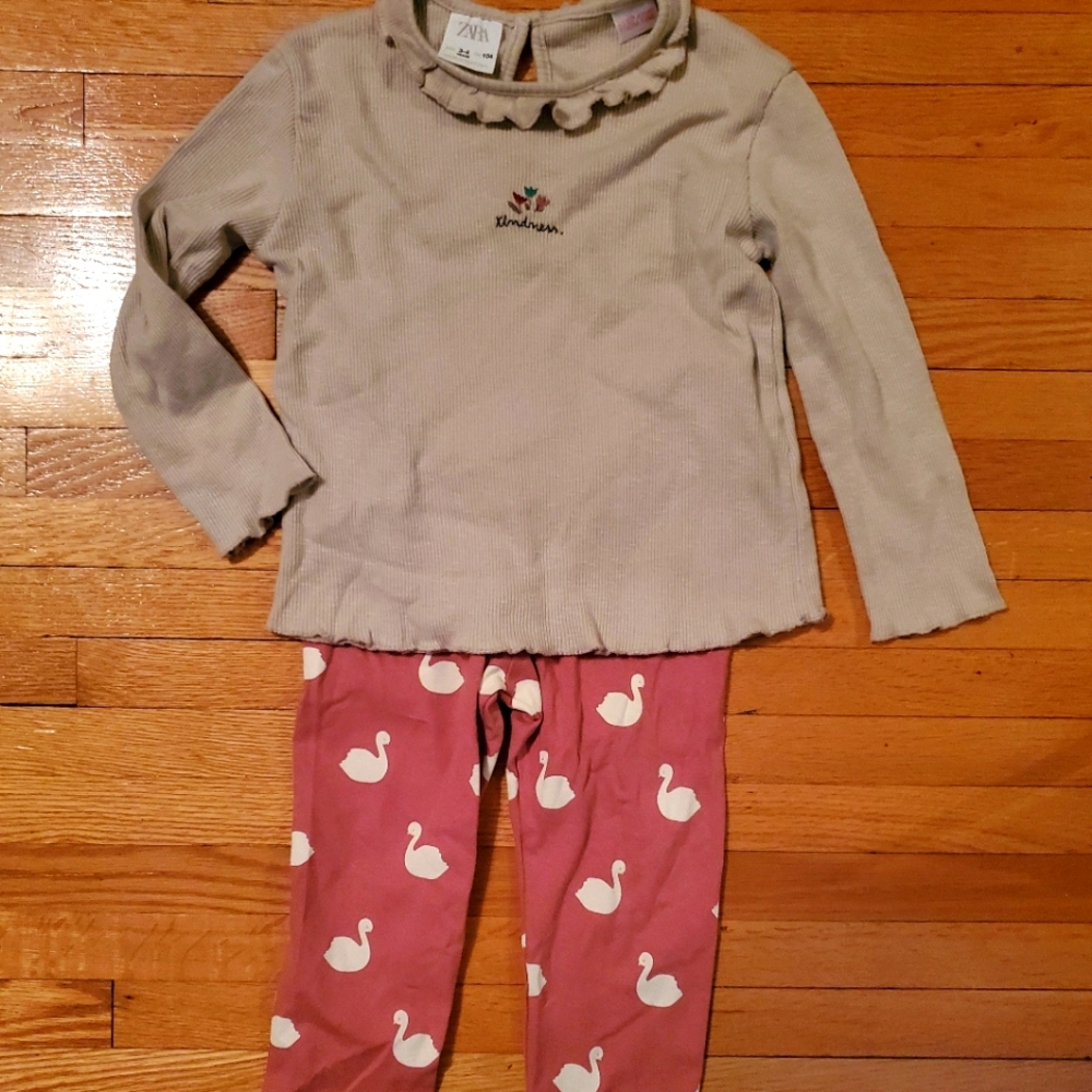 Zara top and leggings combo